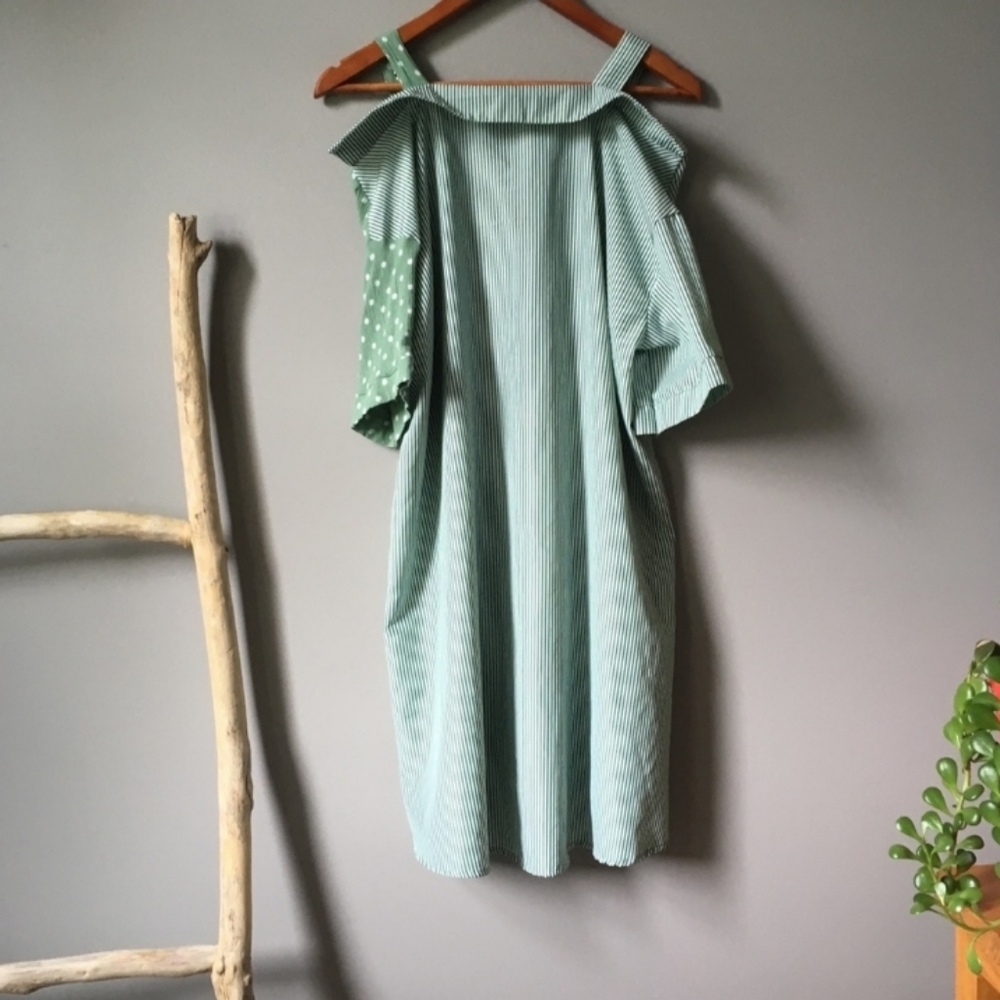 Open Cold Shoulder Asymmetrical Shirt Dress - Picture 4 of 8